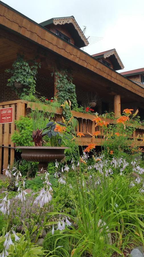 Lenroot Lodge Seeley Экстерьер фото