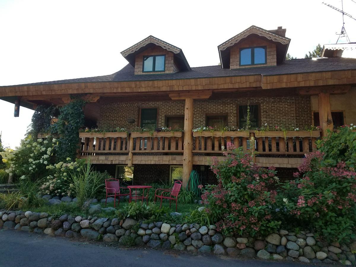 Lenroot Lodge Seeley Экстерьер фото